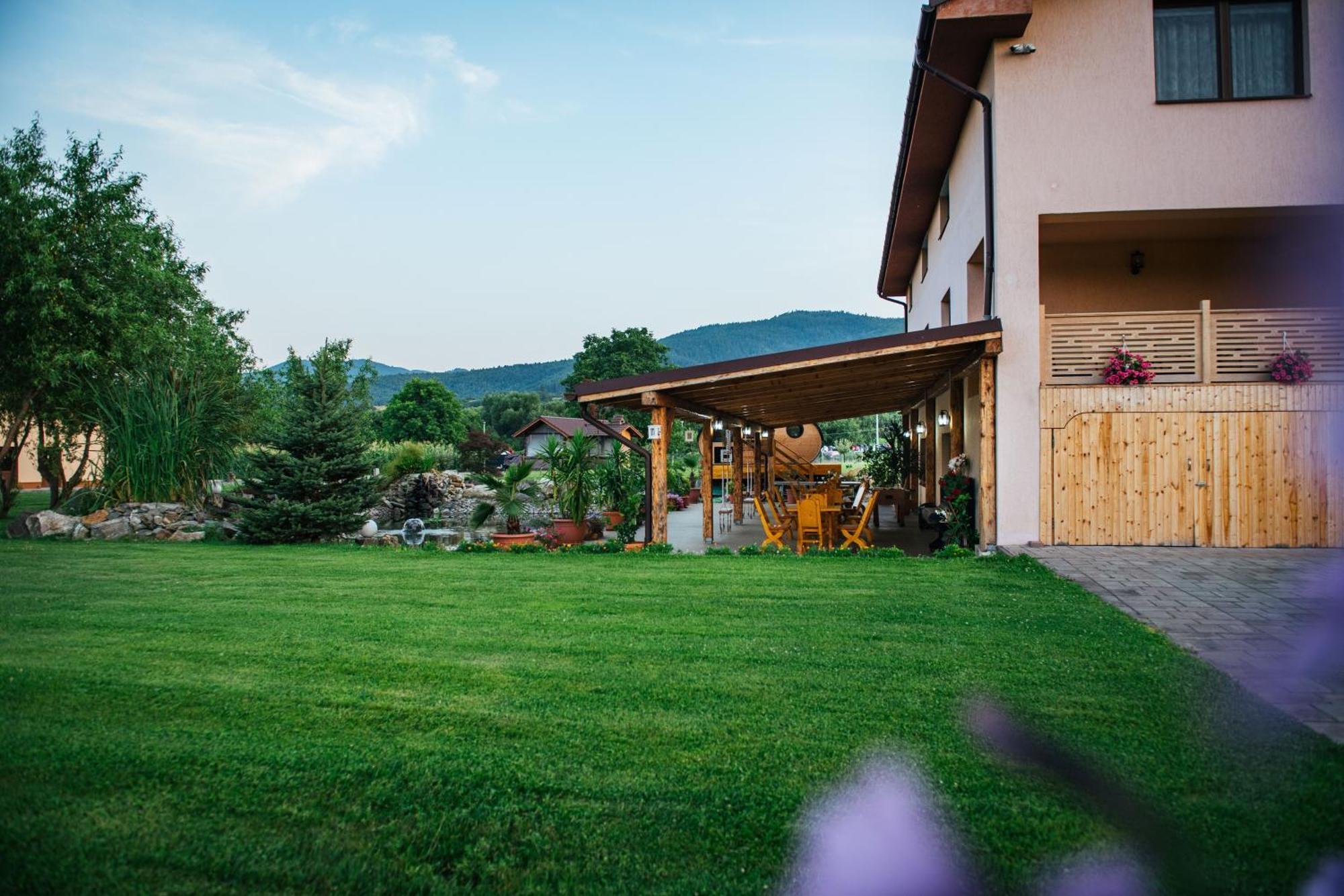 Rai Romanesc Sălişte Exterior foto